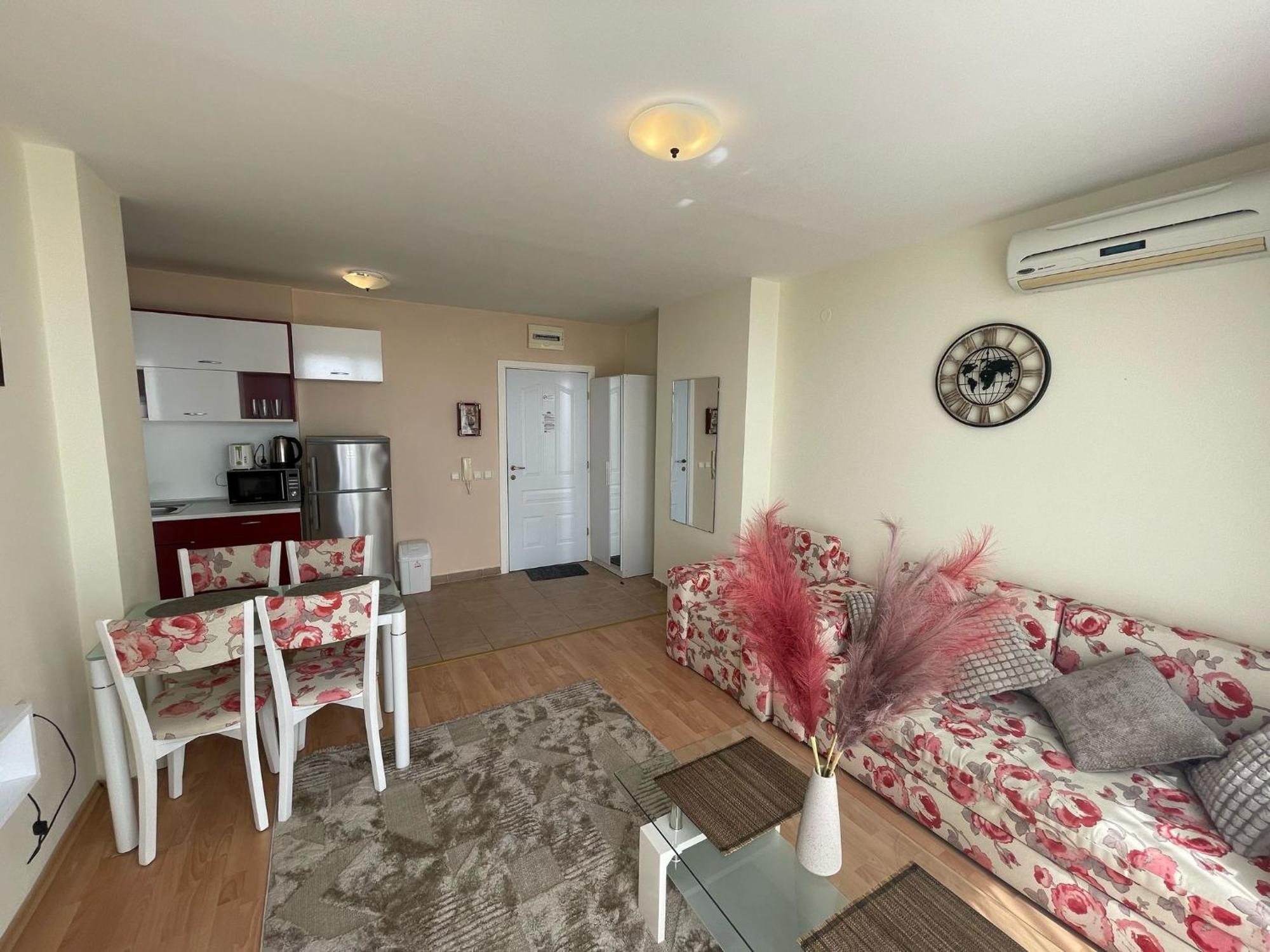 Grand Resort - Imperial Crown Fort Club - Prestige Apartments 埃勒尼特 客房 照片